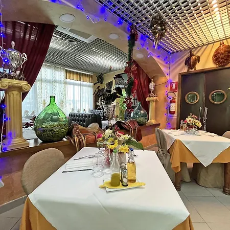 Il Parco - Parking Free & Restaurant -