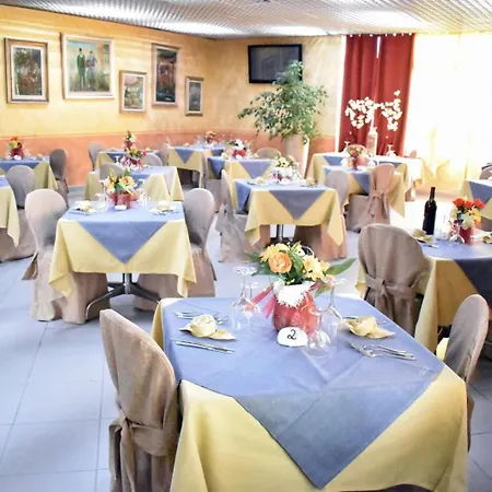 Il Parco - Parking Free & Restaurant -